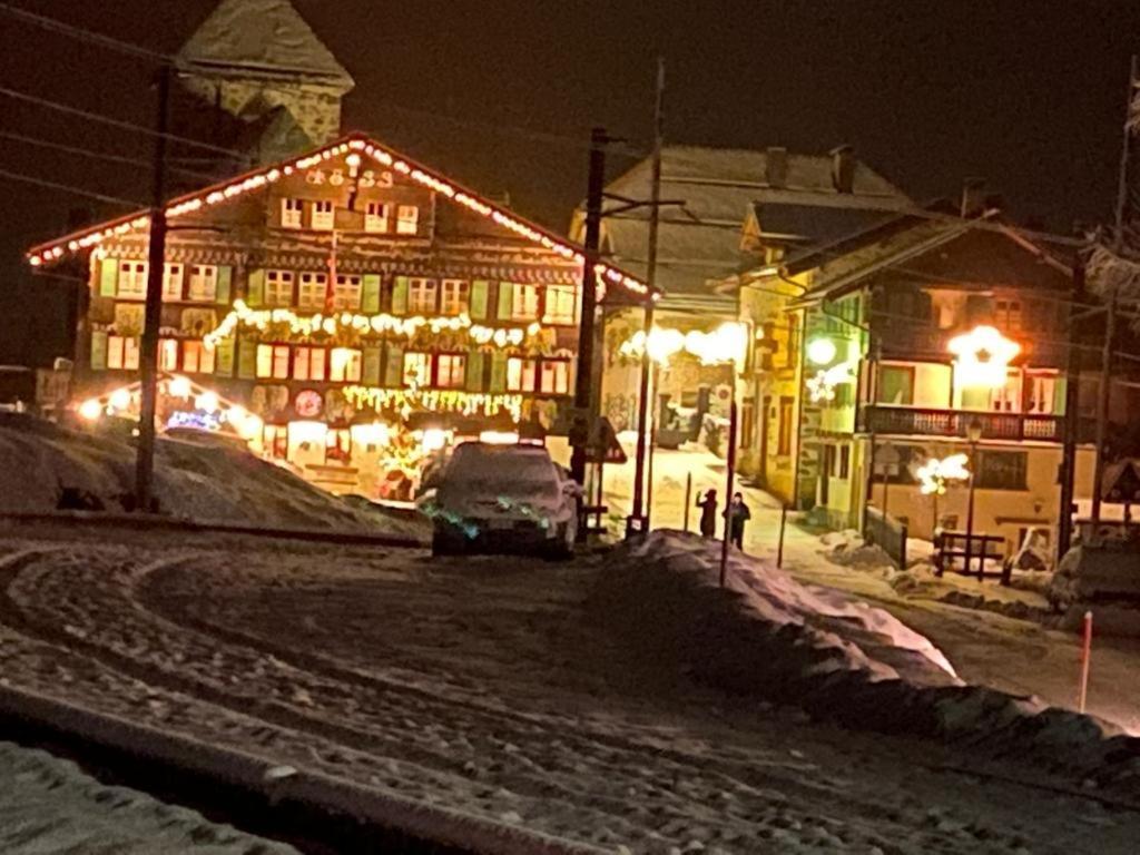 Auberge De L'Ours Vers L'Eglise Ngoại thất bức ảnh