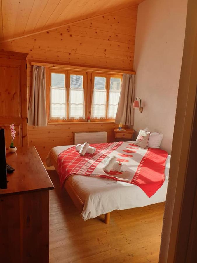 Auberge De L'Ours Vers L'Eglise Ngoại thất bức ảnh
