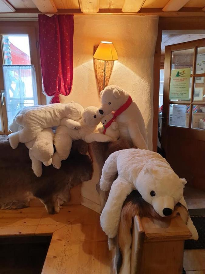 Auberge De L'Ours Vers L'Eglise Ngoại thất bức ảnh