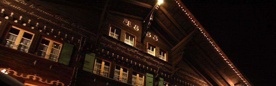Auberge De L'Ours Vers L'Eglise Ngoại thất bức ảnh